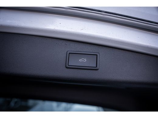 CUPRA Leon Sportstourer 1.4 VZ e-Hybrid 245PK | Achteruitrijcamera | Full-LED koplampen | Lichtmetalen velgen 19" ActivLease financial lease