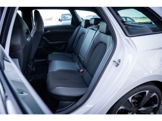 CUPRA Leon Sportstourer 1.4 VZ e-Hybrid 245PK | Achteruitrijcamera | Full-LED koplampen | Lichtmetalen velgen 19" ActivLease financial lease