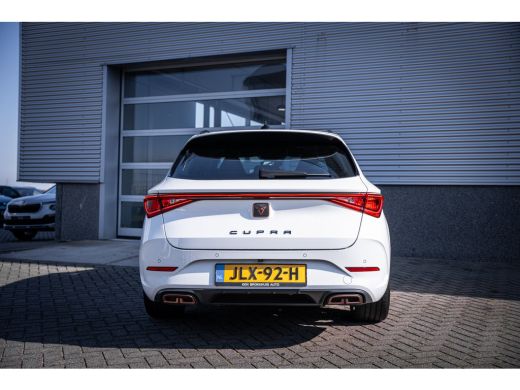 CUPRA Leon Sportstourer 1.4 VZ e-Hybrid 245PK | Achteruitrijcamera | Full-LED koplampen | Lichtmetalen velgen 19" ActivLease financial lease