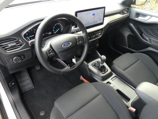 Ford Focus 1.0 EcoBoost Hybrid 125PK Titanium | ADAPTIVE CRUISE | DODEHOEKDETECTIE | CAMERA | PRIVACY GLAS | ActivLease financial lease