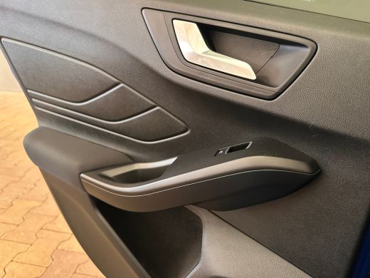 Ford Focus 1.0 EcoBoost Hybrid ST Line X Business Camera | Dode hoek | Lichtmetaal Getint glas | Navigatie |... ActivLease financial lease