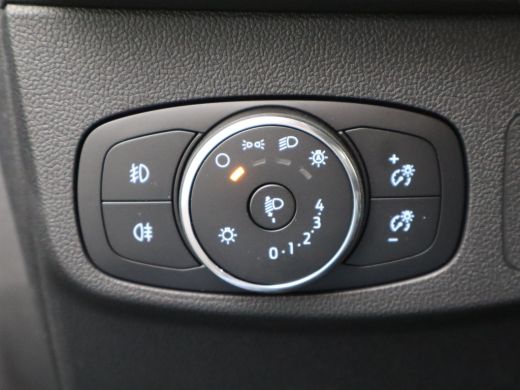 Ford Focus 1.0 EcoBoost Hybrid Titanium | Airco (automatisch) | Apple Carplay/Android Auto|telefoonintegrati... ActivLease financial lease