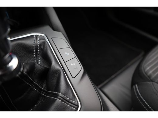 Ford Focus 1.0 EcoBoost Hybrid Titanium X Business | AGR-Stoel | Winter Pakket | Adaptive Cruise | Dodehoek ... ActivLease financial lease