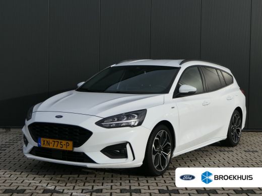 Ford Focus 1.0 EcoBoost ST Line | Winterpack | 18 Inch | LED | Privacy Glass | Navigatie | Keyless | CarPlay...