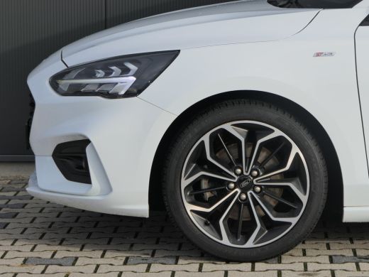 Ford Focus 1.0 EcoBoost ST Line | Winterpack | 18 Inch | LED | Privacy Glass | Navigatie | Keyless | CarPlay... ActivLease financial lease