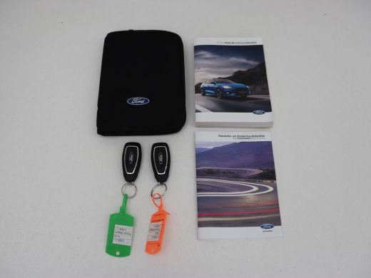 Ford Focus 1.5 EcoBoost Active X Business | Adaptive cruise | Trekhaak | Camera | Carplay | Navigatie | Keyl... ActivLease financial lease