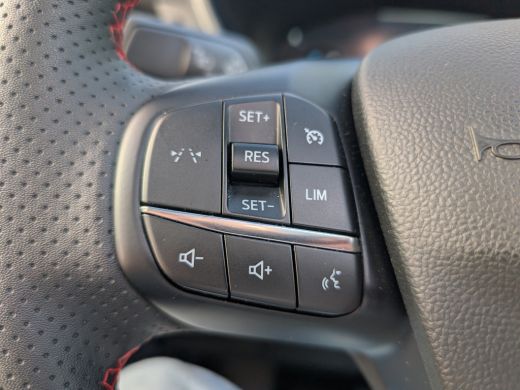 Ford Kuga 2.5 PHEV ST-Line 243pk | 19''LMV | Driver Ass. Pack | Pano | Winter Pack ActivLease financial lease