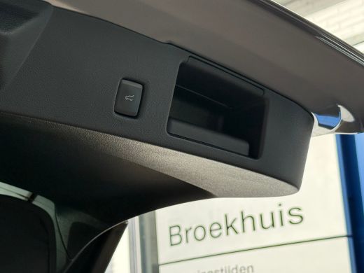 Ford Kuga 2.5 PHEV ST-Line X 243pk | B&O audio | Winter pack | Adapt. Cruise | Carplay ActivLease financial lease