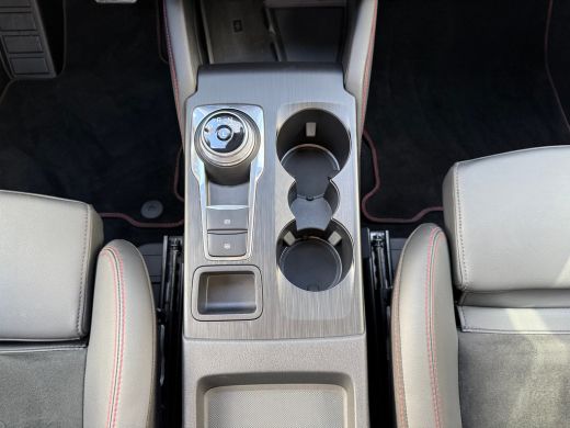 Ford Kuga 2.5 PHEV ST-Line X 243pk | B&O audio | Winter pack | Adapt. Cruise | Carplay ActivLease financial lease