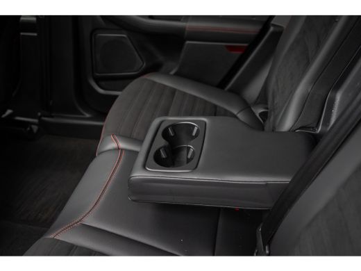 Ford Kuga 2.5 PHEV ST-Line X | Pano-dak | B&O audio | 100% Dealer Onderhouden | Full adaptive LED | Head-Up... ActivLease financial lease