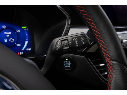 Ford Kuga 2.5 PHEV ST-Line X | Pano-dak | B&O audio | 100% Dealer Onderhouden | Full adaptive LED | Head-Up... ActivLease financial lease