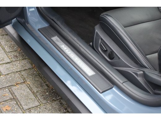 Ford Mustang Convertible 5.0 V8 GT | NL-AUTO! | UNIEK! | 1E EIGENAAR! | ADAPTIVE CRUISE | B&O |  LEDER | WINTE... ActivLease financial lease