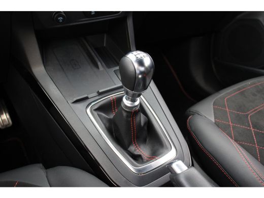 Ford Puma 1.0EB HYBRID ST-LINE X | NL-AUTO! | 1E EIGENAAR! | WINTERPACK | CAMERA | LEDER | DEALER OH! | CRU... ActivLease financial lease