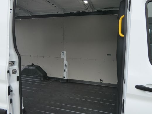 Ford Transit 350 2.0 TDCI L3H2 Trend | Trekhaak | Navigatie | Stoelverwarming | Verwarmde Voorruit | Elektrisc... ActivLease financial lease