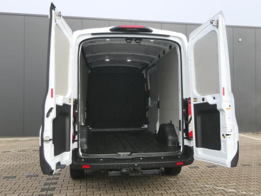 Ford Transit 350 2.0 TDCI L3H2 Trend | Trekhaak | Navigatie | Stoelverwarming | Verwarmde Voorruit | Elektrisc... ActivLease financial lease