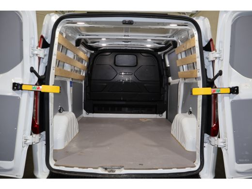 Ford Transit Custom 2.0 TDCI L1 H1 Trend Imperiaal Trekhaak ActivLease financial lease