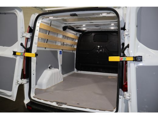 Ford Transit Custom 2.0 TDCI L1 H1 Trend Imperiaal Trekhaak ActivLease financial lease