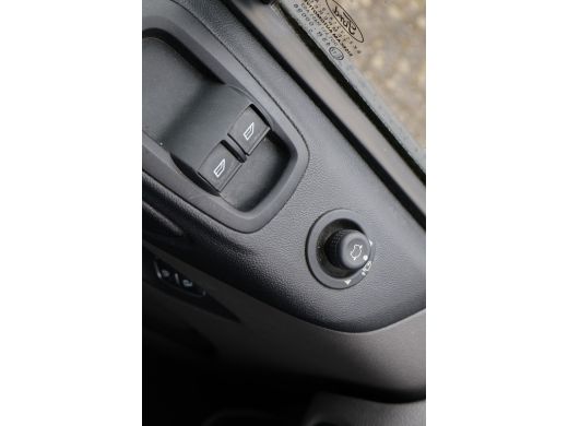 Ford Transit Custom 2.0 TDCI L1 H1 Trend Imperiaal Trekhaak ActivLease financial lease