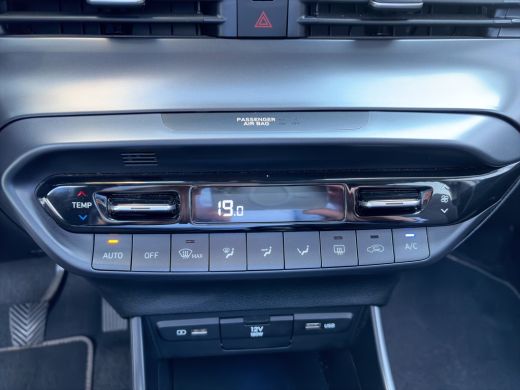 Hyundai i20 1.0 T-GDI 100pk Premium | Camera | Climate controle | Premium Audio | Cruise controle | Dodehoek ... ActivLease financial lease