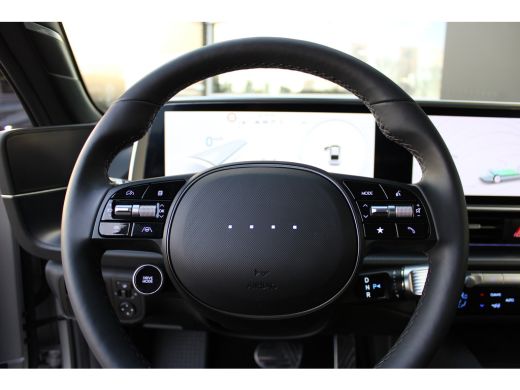 Hyundai IONIQ 6 Lounge 77.4 kWh | Leder | 360 camera | Elektrische voorstoelen met geheugenfunctie | Headup Displ... ActivLease financial lease