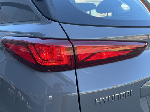 Hyundai Kona 1.0 T-GDI 120pk Comfort | Camera | Carplay | Climate controle | Bluetooth | Cruise controle | Par... ActivLease financial lease