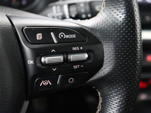 Kia Stonic 1.0 T-GDi MHEV GT-PlusLine | Schuifdak | Stoelverwarming | Adaptive cruise | Camera | Full LED | ... ActivLease financial lease