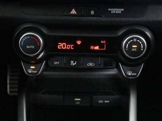 Kia Stonic 1.0 T-GDi MHEV GT-PlusLine | Schuifdak | Stoelverwarming | Adaptive cruise | Camera | Full LED | ... ActivLease financial lease