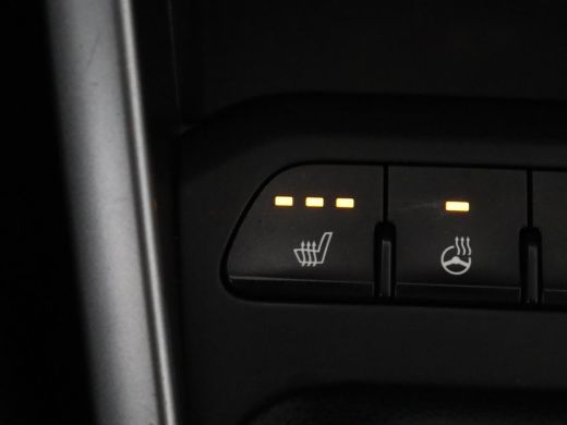 Kia Stonic 1.0 T-GDi MHEV GT-PlusLine | Schuifdak | Stoelverwarming | Adaptive cruise | Camera | Full LED | ... ActivLease financial lease