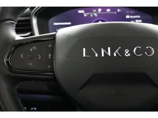 Lynk & Co 01 1.5 | 360 Camera | Adaptive Cruise | Schuif/kantel dak | Elektrisch verstelbare voorstoellen ActivLease financial lease