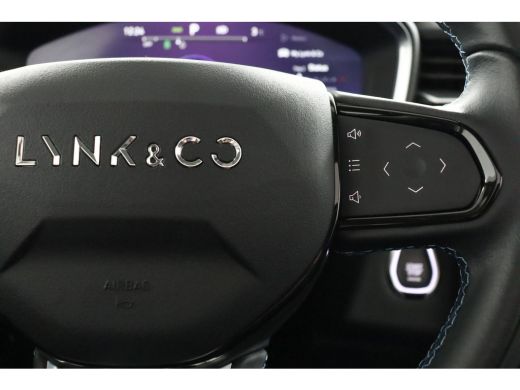 Lynk & Co 01 1.5 | 360 Camera | Adaptive Cruise | Schuif/kantel dak | Elektrisch verstelbare voorstoellen ActivLease financial lease
