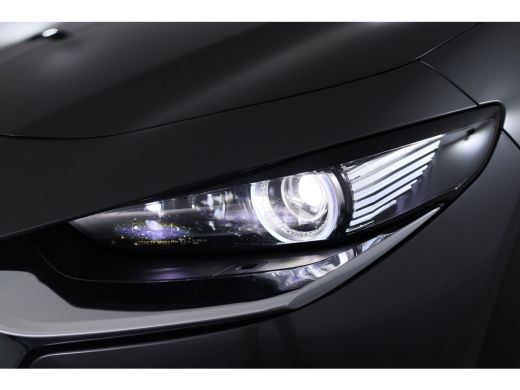 Mazda CX-30 2.0 e-SkyActiv-X M Hybrid Luxury | Trekhaak | Lederen bekleding | Elektr Stoel + Mem | Adaptive C... ActivLease financial lease