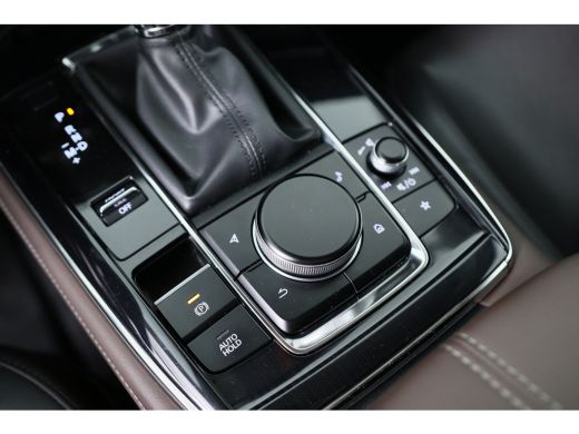 Mazda CX-30 2.0 e-SkyActiv-X M Hybrid Luxury | Trekhaak | Lederen bekleding | Elektr Stoel + Mem | Adaptive C... ActivLease financial lease