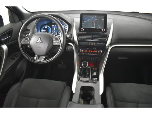 Mitsubishi Eclipse Cross 2.4 PHEV Executive Dealer onderhouden! | Navigatie | Climate control | Stoel/Stuurverwarming | Ad... ActivLease financial lease