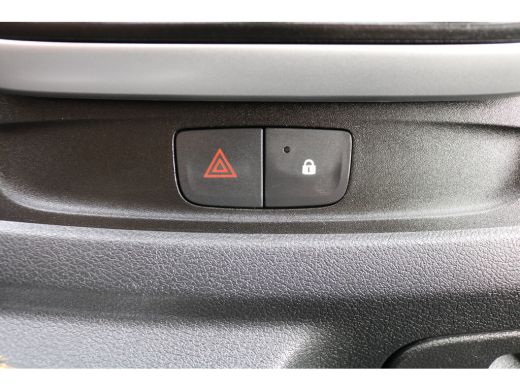 Nissan NV300 1.6 dCi 125pk DC Airco Navigatie Camera Leer ActivLease financial lease