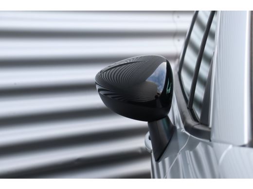 Opel Crossland 1.2 TURBO 110PK ELEGANCE LEVEL 4 / NAVI / LEDER / CLIMA / AGR / 16" LMV / CAMERA / FULL-LED / 1E ... ActivLease financial lease