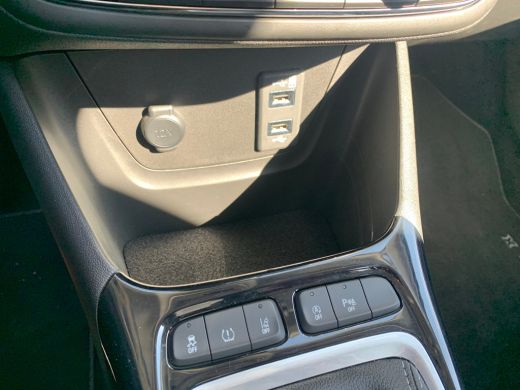 Opel Crossland 1.2 Turbo Edition Airco | AppleCarplay/ Android Auto | Camera | Cruise Control | DAB | LED | Navi... ActivLease financial lease