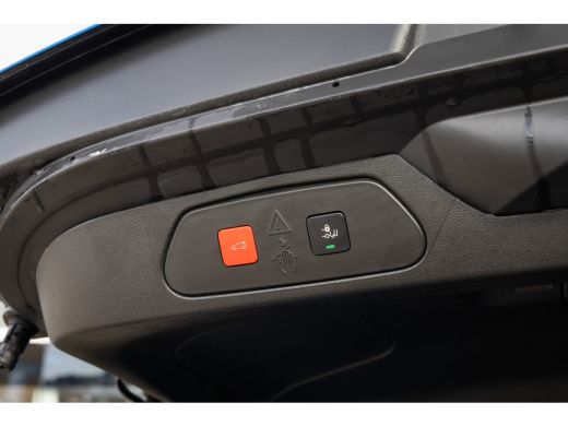 Opel Grandland 1.6 Turbo Plug-In Hybrid Ultimate | Trekhaak | Matrix LED | Nachtzicht | 360 Camera | Stoel venti... ActivLease financial lease