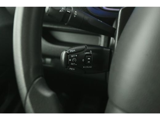 Opel Vivaro-e 75 kWh L2H1 | Snelladen | SOH 99% | Airco | Cruise | Carplay | 3 Zits | Parkeersens. ActivLease financial lease