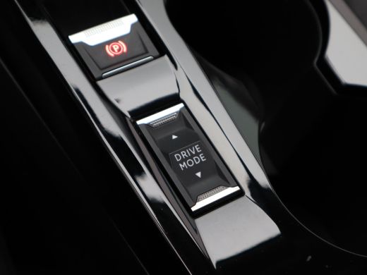 Peugeot 2008 1.2 PureTech Allure Pack | Achteruitrijcamera | Airco (automatisch) | Apple Carplay/Android Auto|... ActivLease financial lease