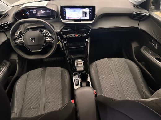 Peugeot 208 1.2 Hybrid 110 e-DCS6 Allure Camera | Navigatie | Carplay | Leder/Stof | Digitaal Dashboard | 16"... ActivLease financial lease