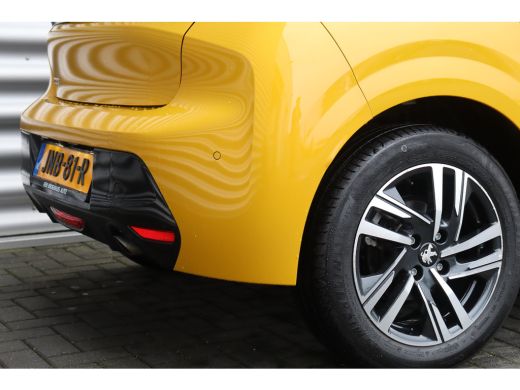 Peugeot 208 1.2 PURETECH 100PK ALLURE PACK / NAVI / LEDER / CLIMA / FULL-LED / PDC / CAMERA / 16" LMV / WINTE... ActivLease financial lease