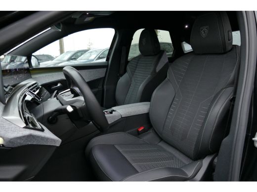Peugeot 3008 1.2 HYBRID 136PK GT AUTOMAAT / NAVI / LED / CLIMA / PDC / 19"LMV / 360 CAMERA / KEYLESS / ADAPT. ... ActivLease financial lease