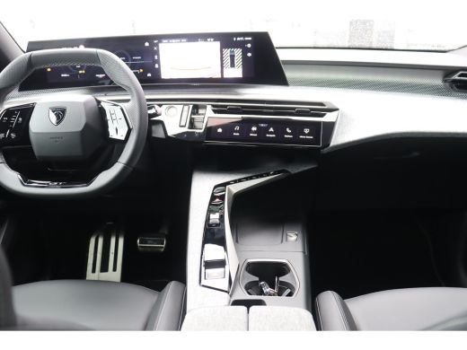 Peugeot 3008 1.2 HYBRID 145PK GT AUTOMAAT / NAVI / LEDER / CLIMA / LED / PDC / 19" LMV / CAMERA / WINTERPAKKET... ActivLease financial lease