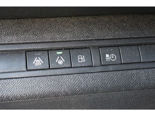 Peugeot 3008 1.6 HYbrid 225 GT | Adap. Cruise C. | KeyLess | Camera | Elek. Achterklep | Drive Assist | Navi |... ActivLease financial lease