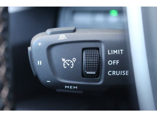 Peugeot 3008 1.6 HYbrid 225 GT | Adap. Cruise C. | KeyLess | Camera | Elek. Achterklep | Drive Assist | Navi |... ActivLease financial lease