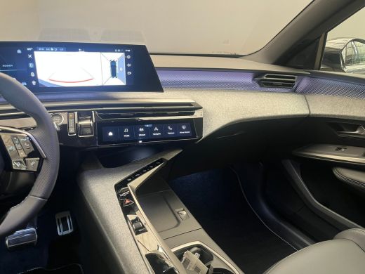 Peugeot 3008 1.6 plug-in Hybrid 195 GT Demodeal! | Camera | Clima | Apple Carplay/Android auto | Navigatie ActivLease financial lease
