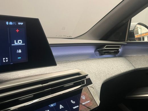 Peugeot 3008 1.6 plug-in Hybrid 195 GT Demodeal! | Camera | Clima | Apple Carplay/Android auto | Navigatie ActivLease financial lease