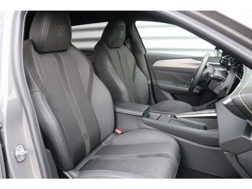 Peugeot 308 SW 1.2 HYBRID 136PK GT PACK AUTOMAAT / NAVI / LEDER / CLIMA / PDC / 18" LMV / CAMERA / KEYLESS / ... ActivLease financial lease
