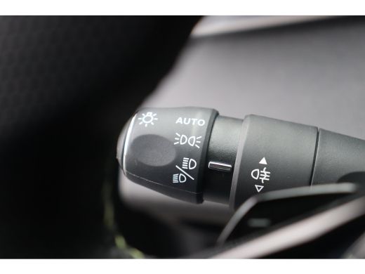Peugeot 308 SW 1.2 HYBRID 136PK GT PACK AUTOMAAT / NAVI / LEDER / CLIMA / PDC / 18" LMV / CAMERA / KEYLESS / ... ActivLease financial lease