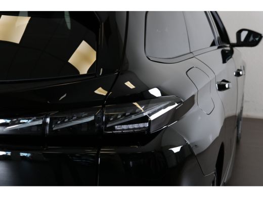 Peugeot 308 SW GT 54 kWh | Navi | Camera | Verw. voorstoelen en stuur | PDC V+A | Keyless | Ad. cruise control | ActivLease financial lease